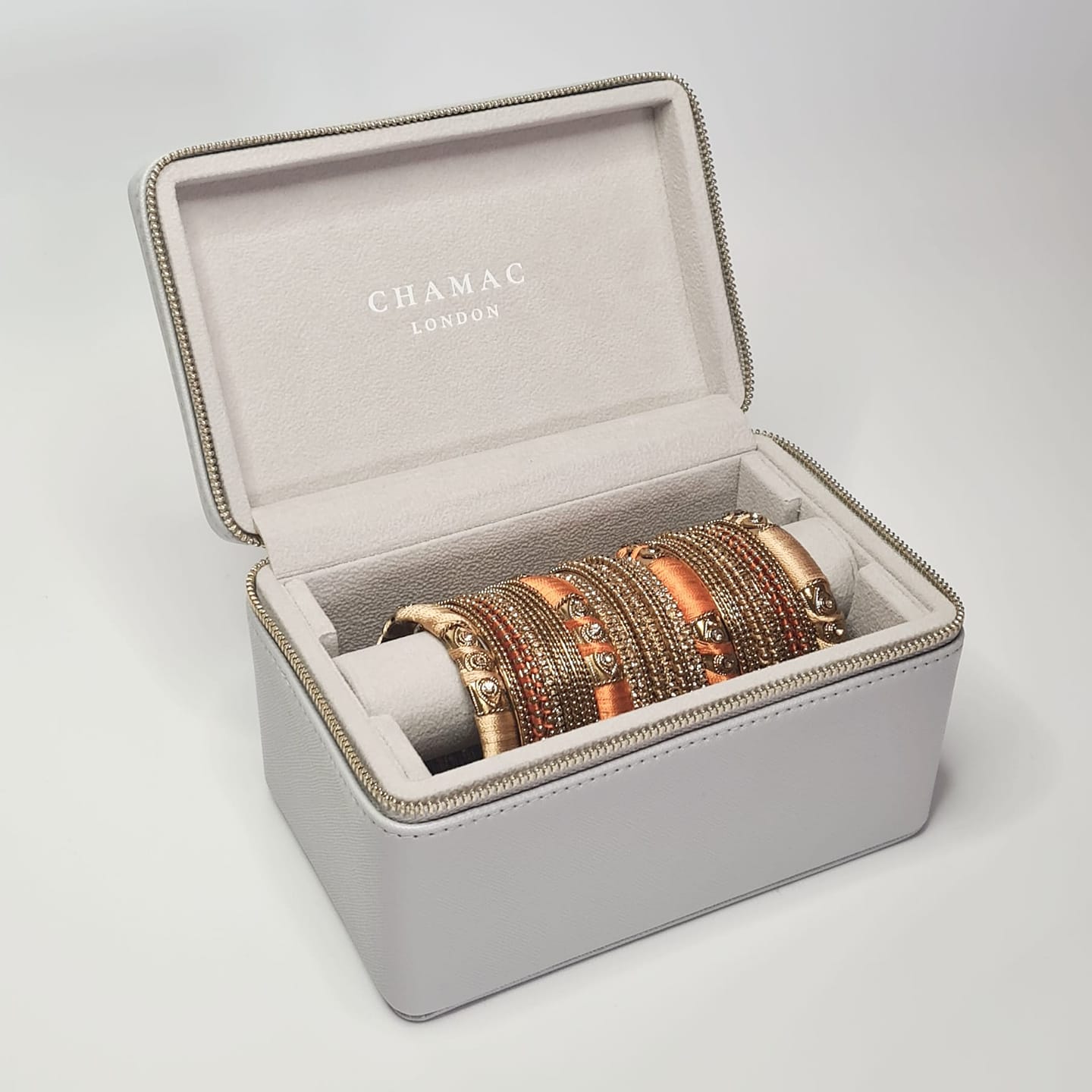How Do Luxury Bangle Boxes Differ From Regular Ones?