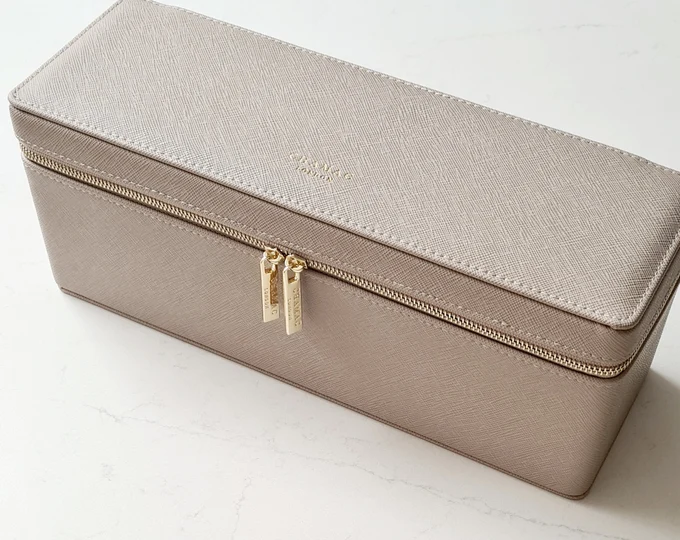 Stylish Jewellery Storage Options that Every UK Woman Needs