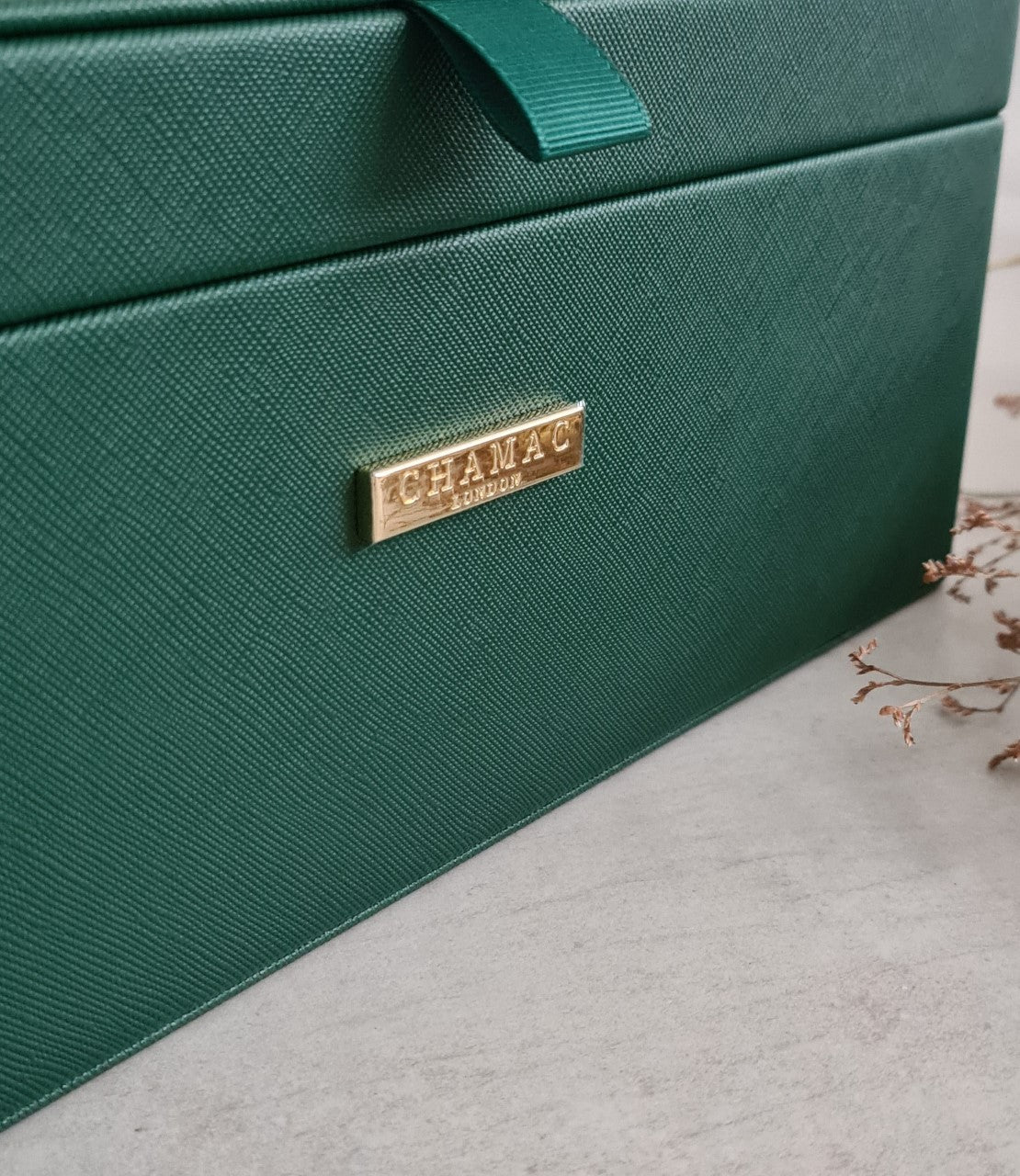 Double Row Green Bangle Box
